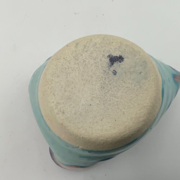 Signed Lisa Howe Stoneware Heart Shaped Trinket Bowl - Picture 7 of 8